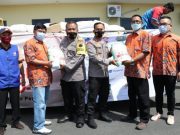 Polres Kebumen Distribusikan Beras dari Panitia Imlek Nasional