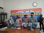 Serahkan Diri, Dua Tersangka Pembunuh Satpam PLN Lajer Diancam Hukuman Mati