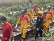 Tim SAR Taiwan Coba Keluarkan Jenazah Terakhir dari Kereta Anjlok