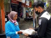 Humas Polres Grobogan Peduli Lewat Bakti Sosial untuk Warga Tidak Mampu