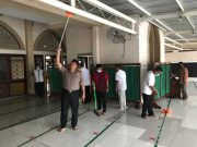 Gelar Baksos, Sespimmen Polri Angkatan 61 Resik-resik Masjid
