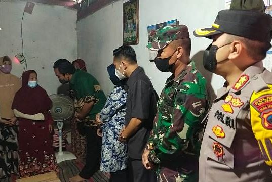 Forkopimda Blora Berkunjung ke Rumah Duka Prajurit Nanggala 402 Serda Setyo Wawan
