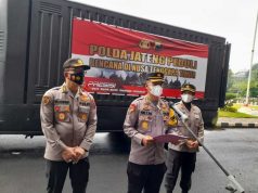 Peduli Banjir Bandang NTT, Polda Jateng Berangkatkan Truk Kemanusiaan