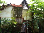 Bikin Trenyuh, Satu Keluarga di Gondangmanis ini Hidup di Rumah Reyot