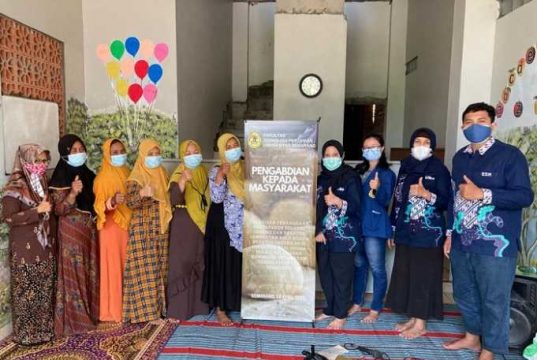 Tim Dosen FTP USM Berikan Pelatihan Penanganan Pascapanen Bekatul Jagung