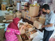 Ganjar Pranowo Borong Parsel Lebaran Produk UMKM