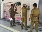 Satpol PP Operasi “Salon Plus-Plus” di Stadion GBK