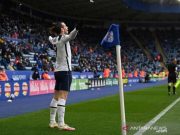 Tottenham Membantu Chelsea Tetap Finis di Empat Besar