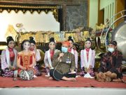 Bupati Kebumen Ajak Penggiat Seni Aktif Kampanye Prokes