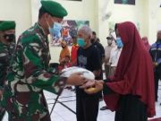 Dandim Magelang Salurkan Zakat Fitrah
