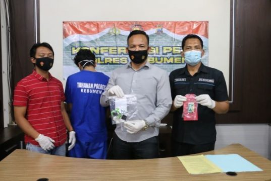 Polres Kebumen Ungkap Kasus Sabu Dikemas Permen