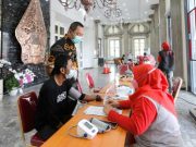 Vaksinasi Buruh Digelar di Semarang Pada Peringatan May Day Vaksinasi Buruh Digelar di Semarang Pada Peringatan May Day