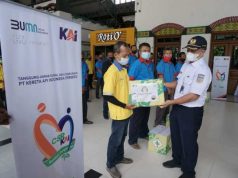 KAI Bantu Sembako untuk Porter Stasiun Senilai Rp 328 Juta