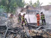 Musibah Lebaran, Ditinggal Shalat Id Rumah Ludes Terbakar