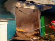 Ruko Gerabah Gondangmanis Ludes Terbakar