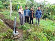 Dosen USM Bantu Pemasangan Pompa Hidram di Desa Candi Promasan