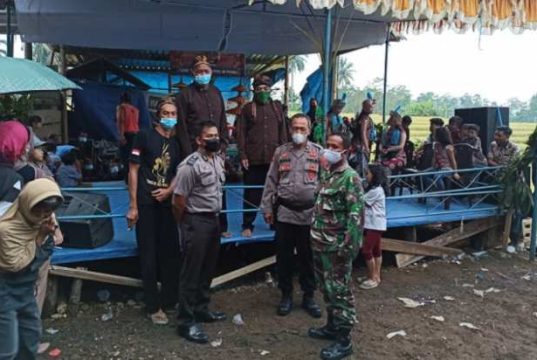 Tim Satgas Covid-19 Watumalang Wonosobo Bubarkan Orgen Tunggal dan Pentas Lengger
