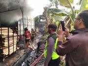 Sebuah Rumah di Karangpasar Grobogan Terbakar