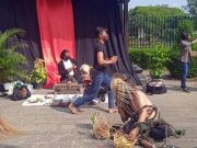 “ENTAH”, Wujud Ekspresi Kegelisahan Seniman Borobudur Hadapi Covid 19 perfomance art