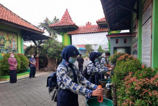 Disetujui Seluruh Wali Murid, PTM Terbatas Dilakukan dengan Prokes Ketat