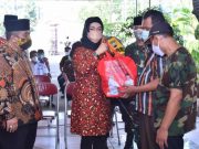 Pemkab Sukoharjo Bagi 3.000 Paket Sembako