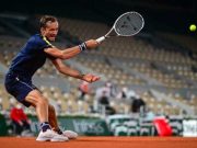 Medvedev Menghabiskan Dua Jam menuju Babak Ketiga Perdana French Open