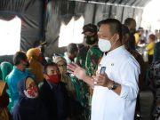 Pedagang Pasar Wonokriyo Gombong Giliran Divaksin Massal