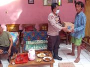 Atap Rumah Ambruk, Warga Ambal Berteduh di Dapur