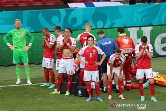 Christian Eriksen Sudah Berkomunikasi Verbal dengan Rekan-rekannya