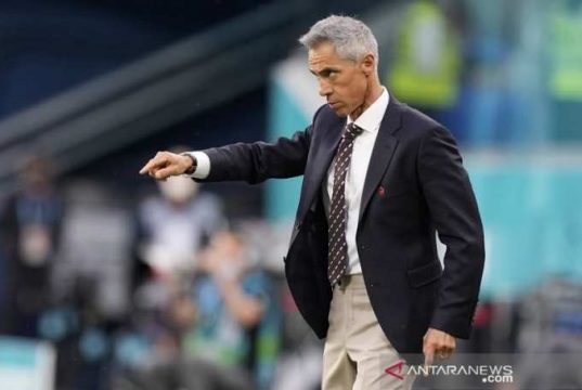 Kelalaian Lini Belakang Polandia Disoroti seusai Kalah lawan Slovakia