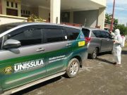 Tingkatkan Kewaspadaan, Rumah Dosen Unissula Disemprot Disinfektan