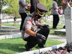 Jelang Hari Bhayangkara, Polres Kebumen Ziarahi Taman Makam Pahlawan