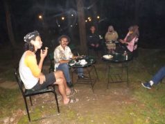 Menikmati Kopi Senja Hari Hingga Kesurupan di Hutan Pinus Sikembang Park