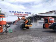 3 Pasar Tradisional Blora Disemprot Disinfektan
