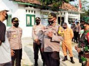 Penyemprotan Disinfektan di Balongsari Banjarejo Setelah Ada Warga Positif Covid-19
