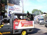 Jalan di Kota Batang Disemprot Disinfektan