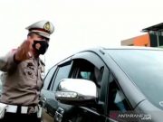 Satlantas Putar Balikkan 99 Kendaraan Hendak Masuk ke Bandung
