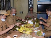 Bupati dan Wakil Bupati Wonosobo Sarapan Nasi Bungkus dengan ASN Disdukcapil