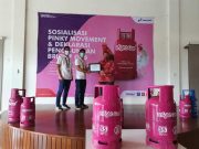 Pertamina Salurkan Dana Rp 2,7 Miliar kepada Pengusaha Mikro dan Kecil