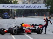 Verstappen Tidak Senang dengan Penjelasan Pirelli soal Pecah Ban di Baku