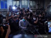 Tabloid Apple Daily Akiri Masa Edisi Setelah Seorang Kolomnis Ditangkap