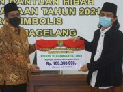 Bupati Serahkan Bantuan Keagamaan Rp 16 Miliar