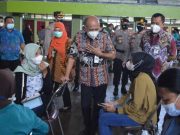 Warga Antusias Sambut Vaksinasi Massal Covid-19