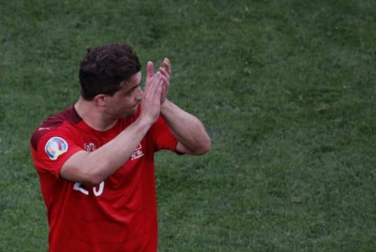 Kalah Adu Penalti, Shaqiri Tetap Bangga kepada Tim