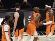 Patrick Beverley Minta Maaf Sudah Dorong Chris Paul