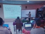 Guru-guru SMK Antusias Kunjungi Laboratorium Robotik Unissula