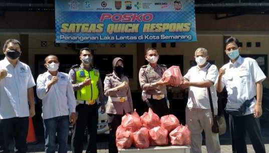 Aptrindo Jateng & DIY Saweran Bantu Masyarakat Kurang Mampu