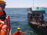 Seorang ABK Kapal Kenangan Usaha Ditemukan Selamat Setelah Tenggelam Diterjang Ombak