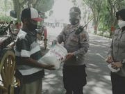 Polres Magelang Serukan Prokes Sambil Membagikan Sembako