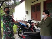 Babinsa Koramil Mungkid Bagikan Suplemen Herbal